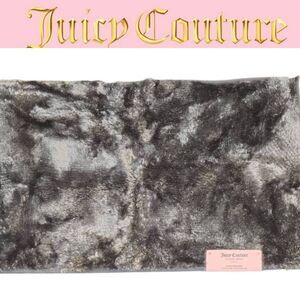 Juicy Couture Home Plush Medium Bath Rug- Silver/Grey